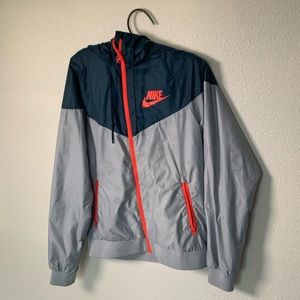Nike || Windbreaker || Perfect condition!!